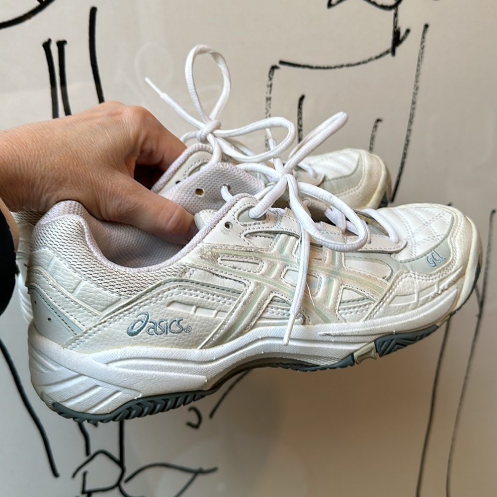 Vintage Leather ASICS Gel Tennis Shoes Sneakers, Size 8,